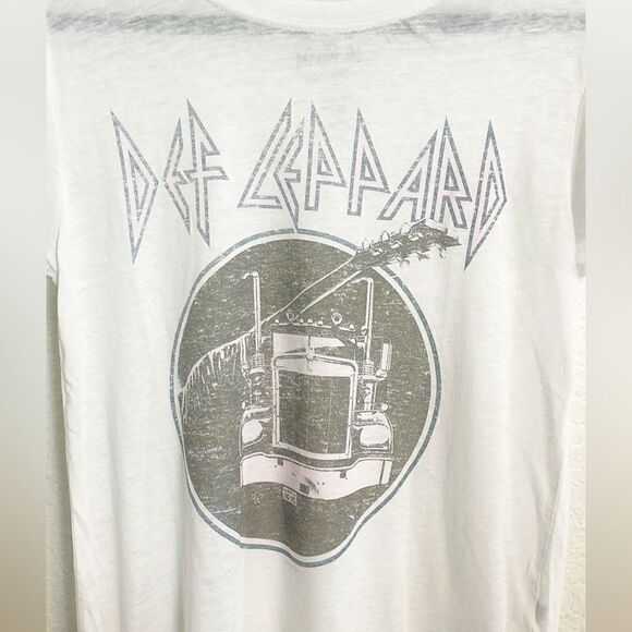 Recycled Karma Def Leppard 1980 Trucker Tee. XS - Picture 4 of 5
